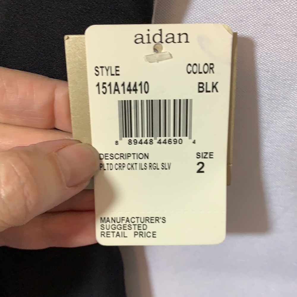 ⭐️ Aidan Mattox LBD black dress lace sleeve open back - Picture 9 of 10